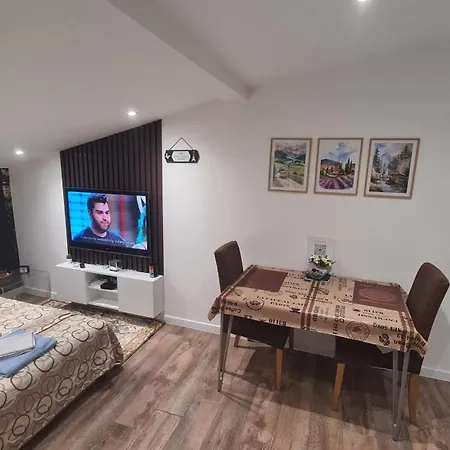 Samitest Apartment