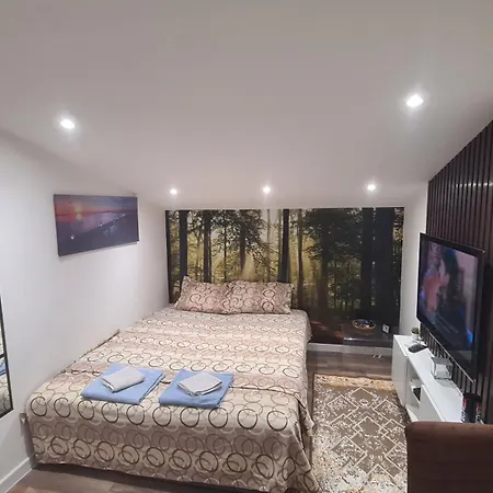 Samitest Apartment